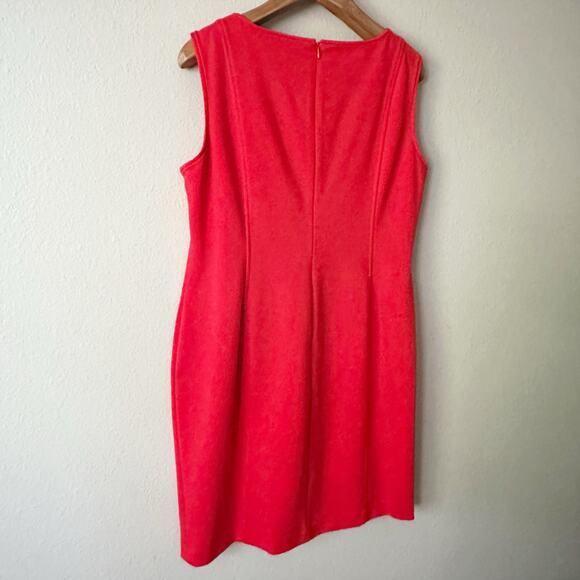 Calvin Klein Sleeveless Sheath Goldtone Red Zipper Dress Women's Plus Size 16 - Picture 3 of 12